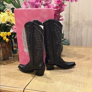 Women's Black Fashion cowgirl boots